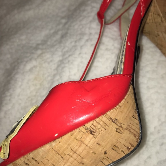 Harajuku Lovers Sunglasses Platform Heels - Picture 8 of 8